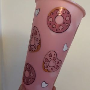 Donut tumbler.